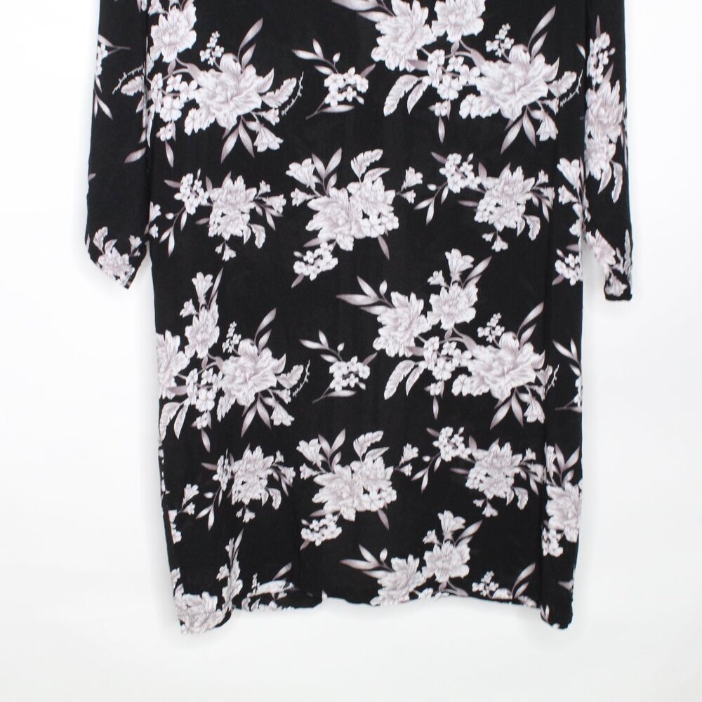 Spirtual Gangster Black Floral Rayon Kimono - Picture 12 of 16